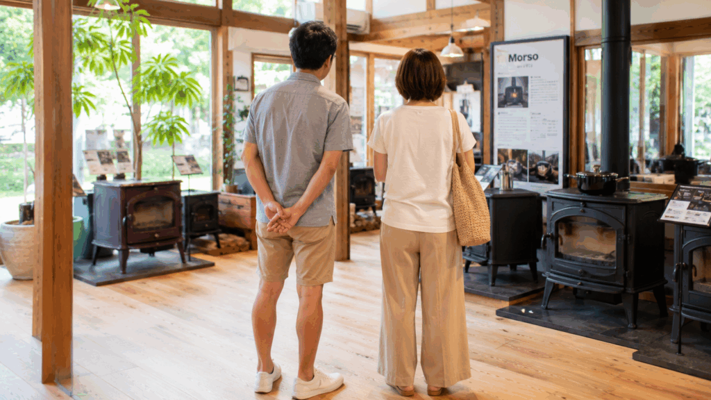 真夏に始める「薪ストーブ導入計画」。次の冬に間に合わせるなら今！